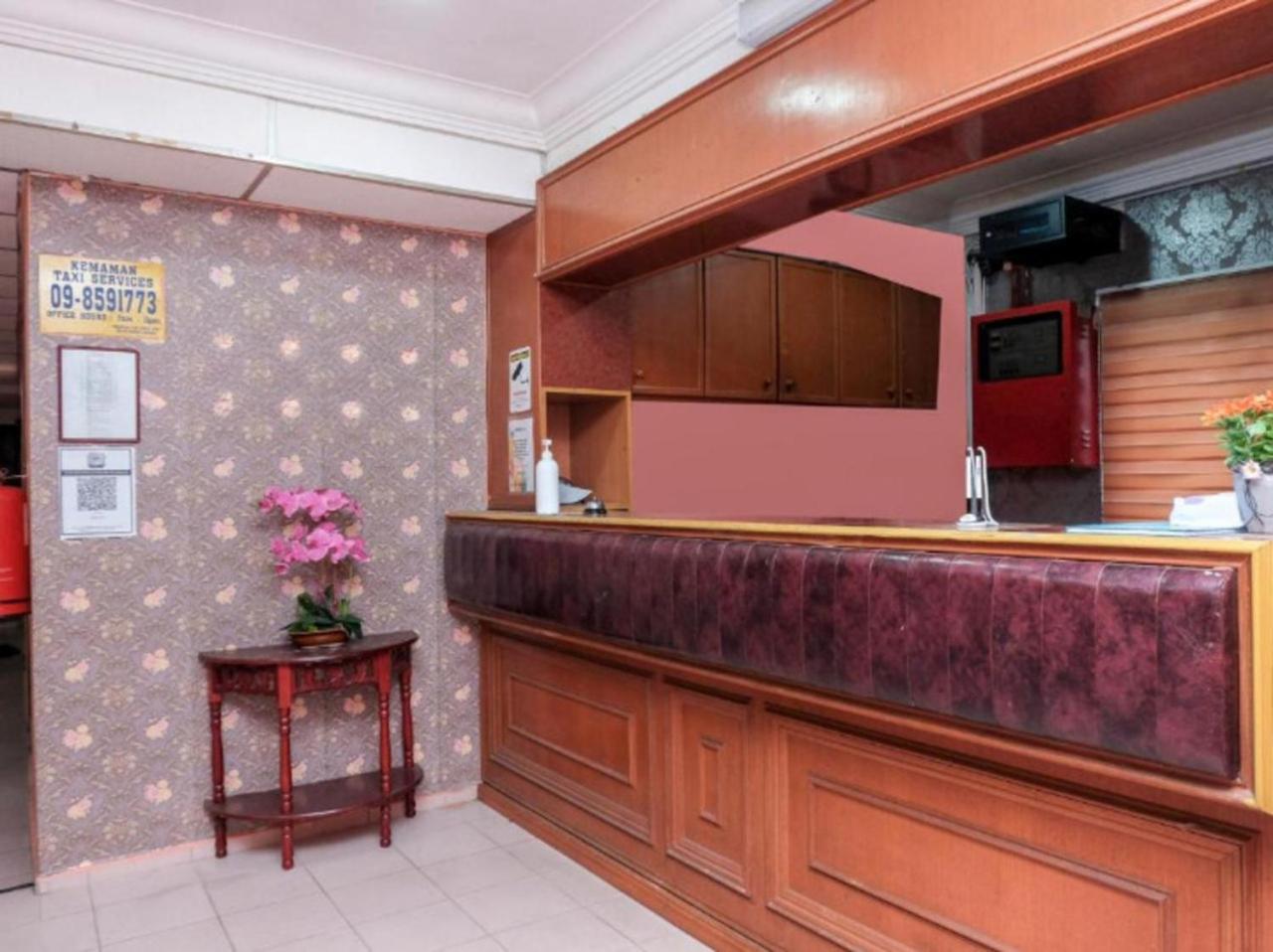 Hotel Tiara Chukai Экстерьер фото